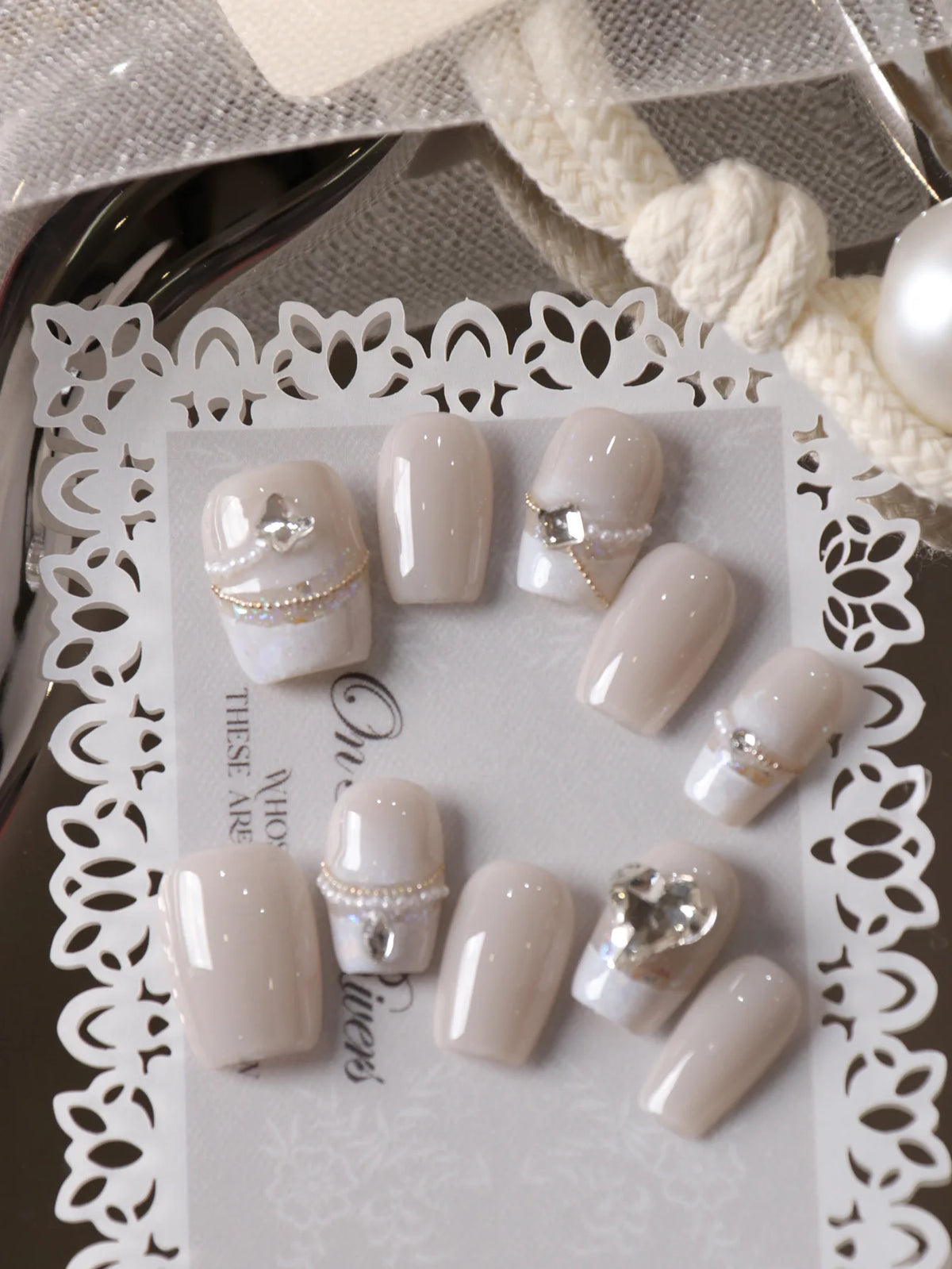 White diamond butterfly press-on nails short glitter nail art