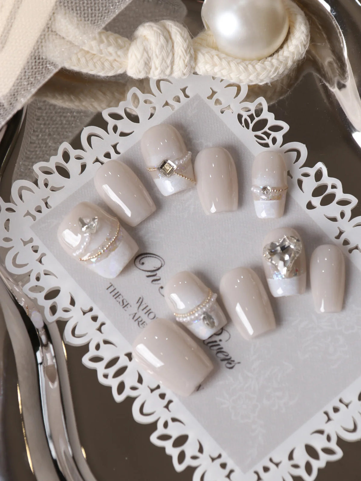 White diamond butterfly press-on nails short glitter nail art